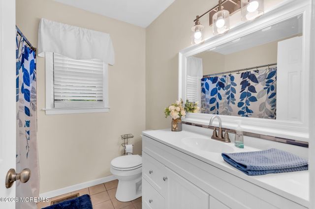 1332 Broadway Boulevard, Toms River, NJ 08757