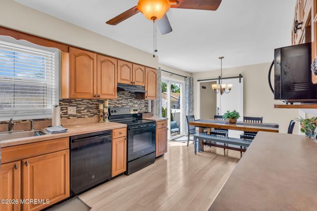 1332 Broadway Boulevard, Toms River, NJ 08757