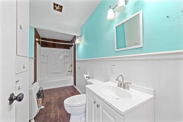 1607 11th Street, Brownwood, TX 76801
