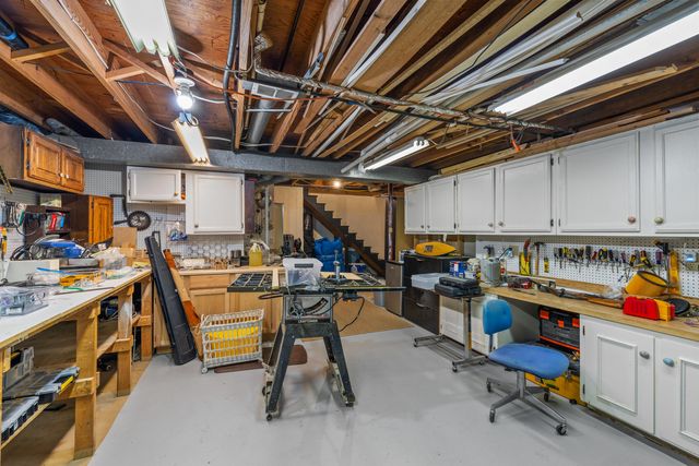 4090 E Fulton Street, Grand Rapids, MI 49546