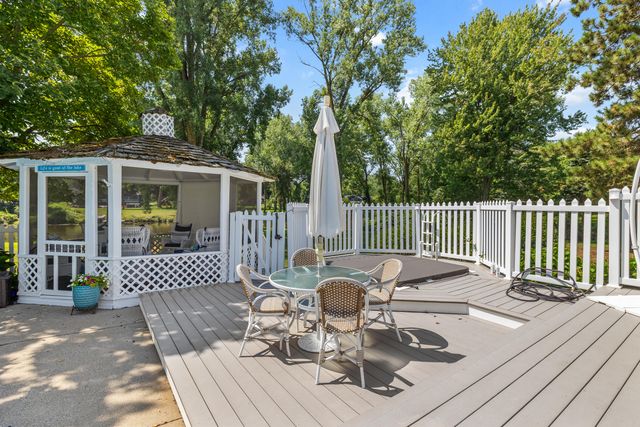 4090 E Fulton Street, Grand Rapids, MI 49546