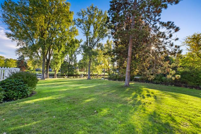 4090 E Fulton Street, Grand Rapids, MI 49546