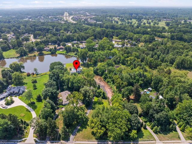 4090 E Fulton Street, Grand Rapids, MI 49546