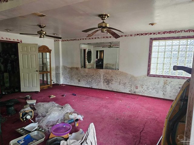 708 Vendee Ln, Pensacola, FL 32505