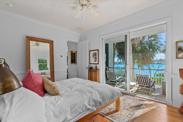 7143 LA LENAIRE DRIVE, Longboat Key, FL 34228