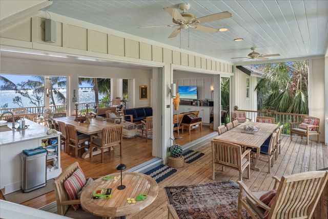 7143 LA LENAIRE DRIVE, Longboat Key, FL 34228