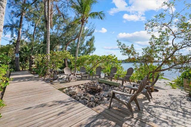 7143 LA LENAIRE DRIVE, Longboat Key, FL 34228