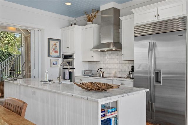 7143 LA LENAIRE DRIVE, Longboat Key, FL 34228