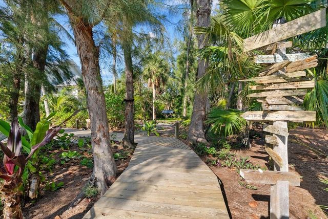 7143 LA LENAIRE DRIVE, Longboat Key, FL 34228