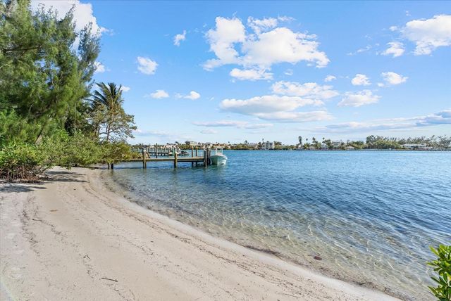 7143 LA LENAIRE DRIVE, Longboat Key, FL 34228