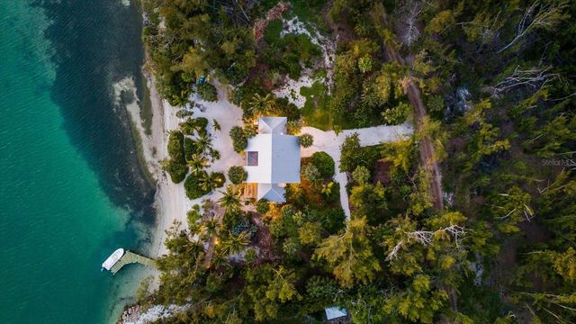 7143 LA LENAIRE DRIVE, Longboat Key, FL 34228