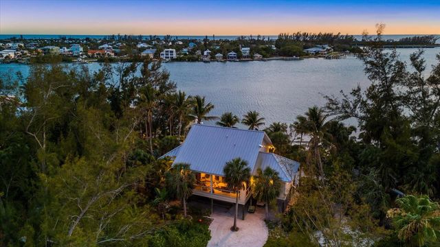 7143 LA LENAIRE DRIVE, Longboat Key, FL 34228