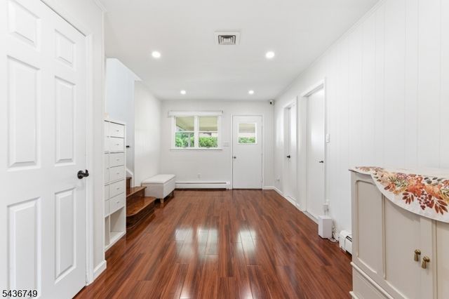162 Washington St, Berkeley Heights Twp., NJ 07922