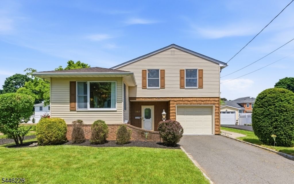 162 Washington St, Berkeley Heights Twp., NJ 07922