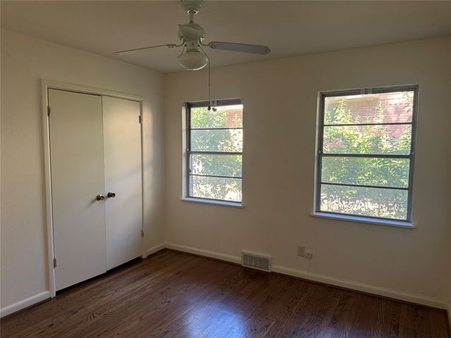 514 W Ridgewood Drive, Garland, TX 75041