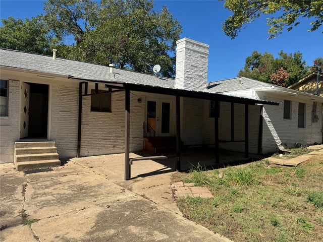 514 W Ridgewood Drive, Garland, TX 75041