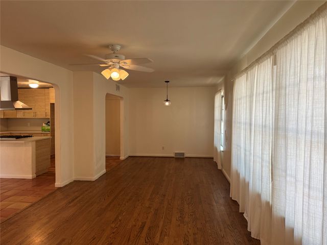 514 W Ridgewood Drive, Garland, TX 75041