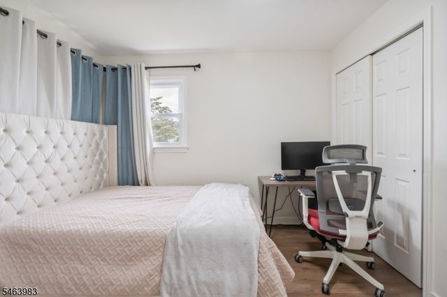 7 Veterans Pl, North Arlington Boro, NJ 07031