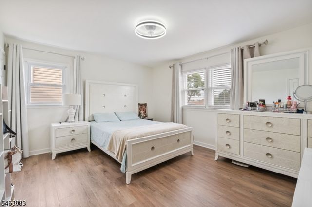 7 Veterans Pl, North Arlington Boro, NJ 07031