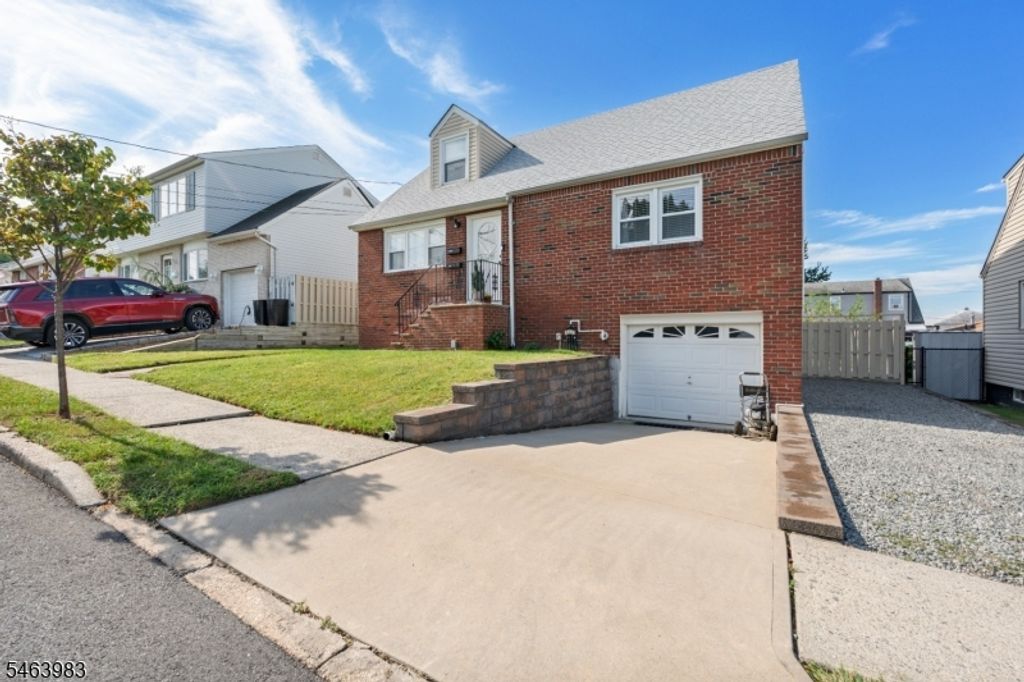 7 Veterans Pl, North Arlington Boro, NJ 07031 — photo 2
