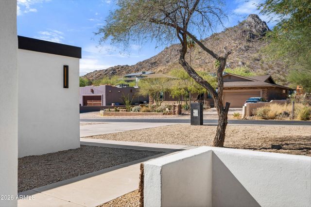 1541 E LAS PALMARITAS Drive, Phoenix, AZ 85020