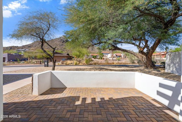 1541 E LAS PALMARITAS Drive, Phoenix, AZ 85020