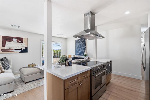 1541 E LAS PALMARITAS Drive, Phoenix, AZ 85020