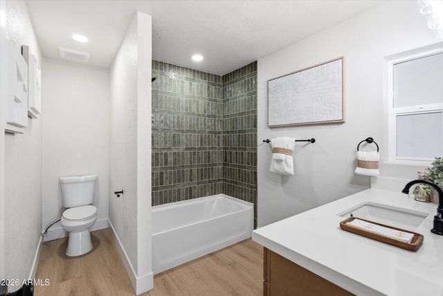 1541 E LAS PALMARITAS Drive, Phoenix, AZ 85020