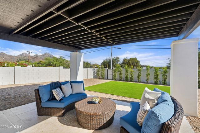 1541 E LAS PALMARITAS Drive, Phoenix, AZ 85020