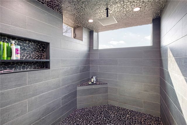 170 Piney Point Court, Pottsville, AR 72858