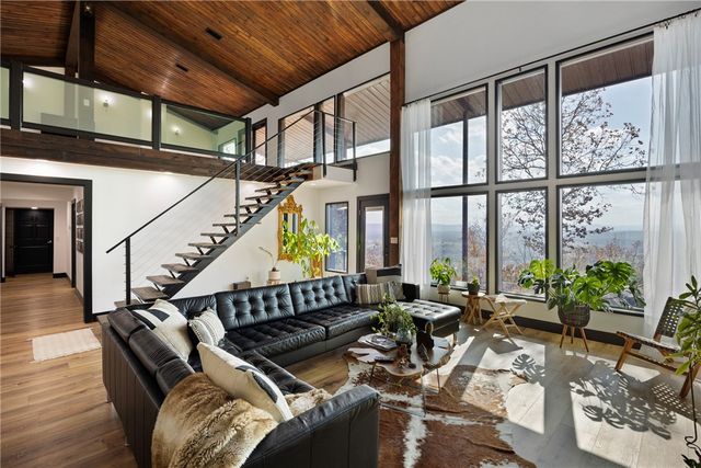 170 Piney Point Court, Pottsville, AR 72858