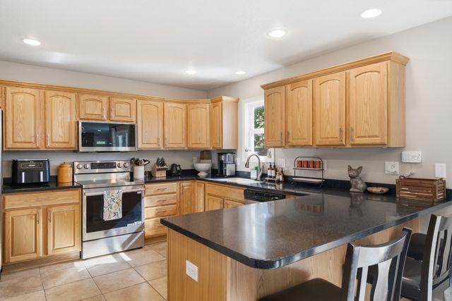 1935 SE Prairie Creek Drive, Waukee, IA 50263