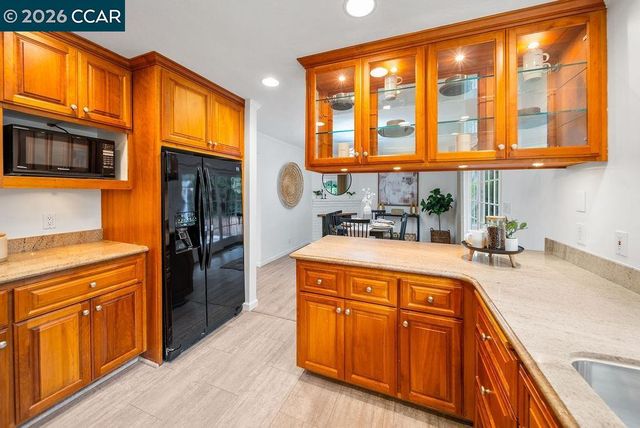 1506 N El Camino Dr, Clayton, CA 94517