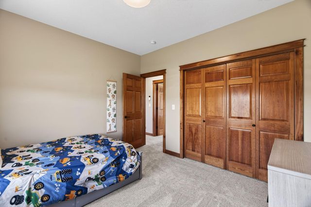 3940 Creek View Lane SW, Rochester, MN 55902