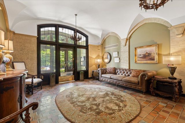 704 W 6th Ave, Spokane, WA 99204