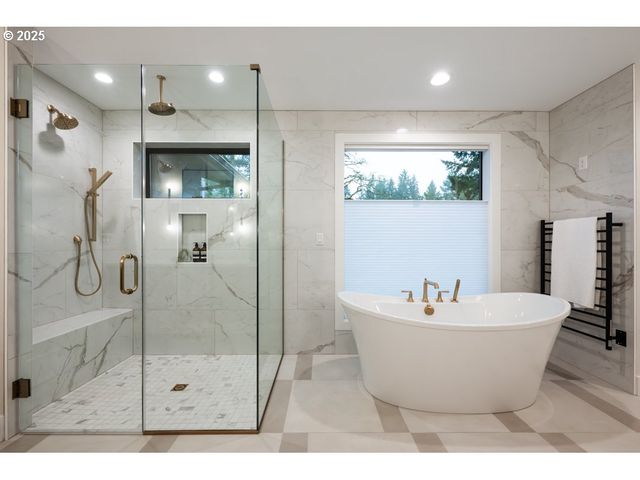 4401 COBB Way, Lake Oswego, OR 97035