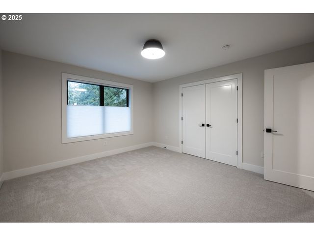 4401 COBB Way, Lake Oswego, OR 97035
