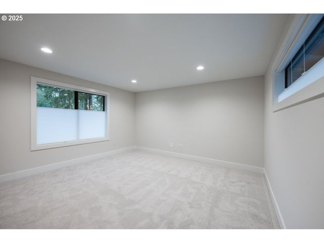 4401 COBB Way, Lake Oswego, OR 97035