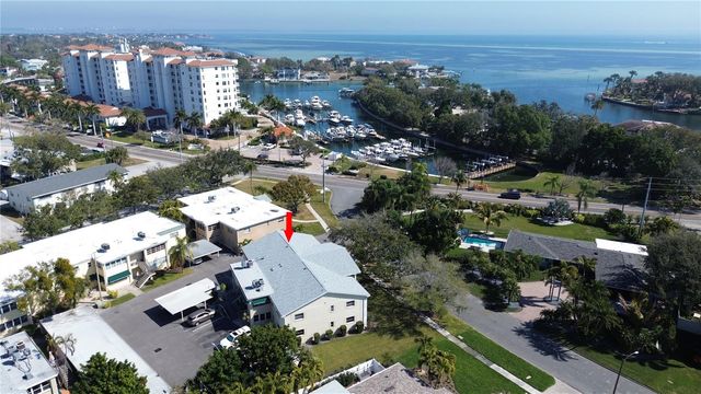 1000 RAFAEL BOULEVARD NE 2, St Petersburg, FL 33704