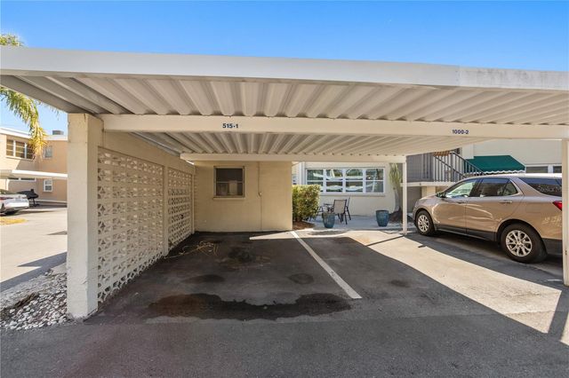 1000 RAFAEL BOULEVARD NE 2, St Petersburg, FL 33704