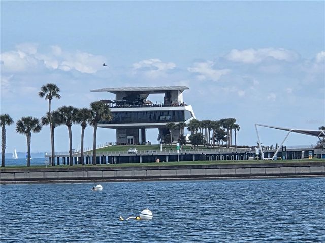 1000 RAFAEL BOULEVARD NE 2, St Petersburg, FL 33704