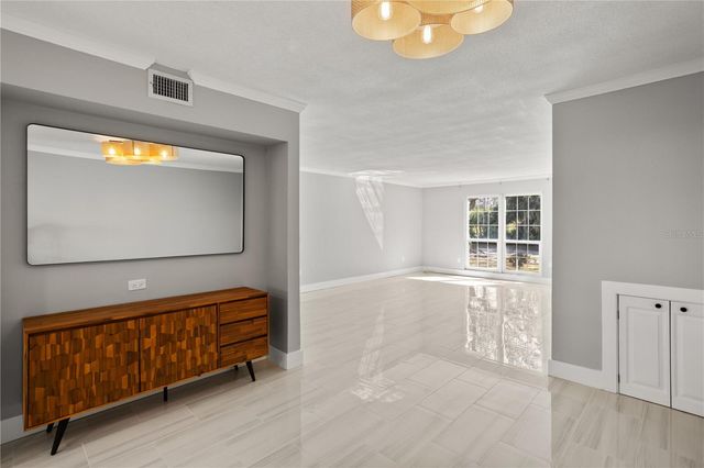 1000 RAFAEL BOULEVARD NE 2, St Petersburg, FL 33704