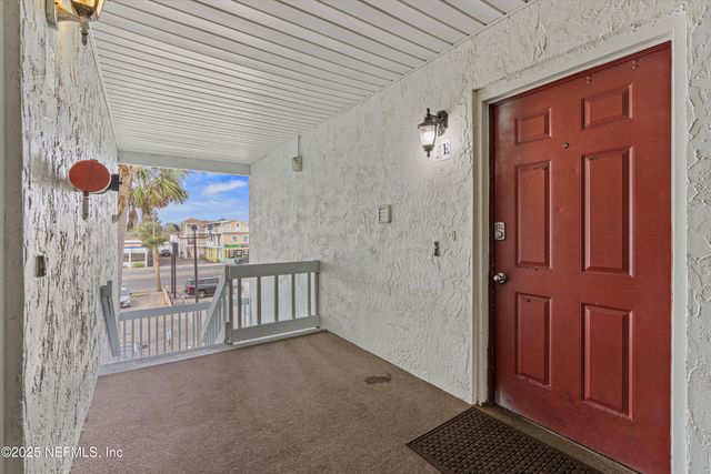 221 6TH Avenue S, E, Jacksonville Beach, FL 32250