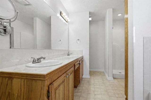 711 Royale Drive, Jennings, LA 70546