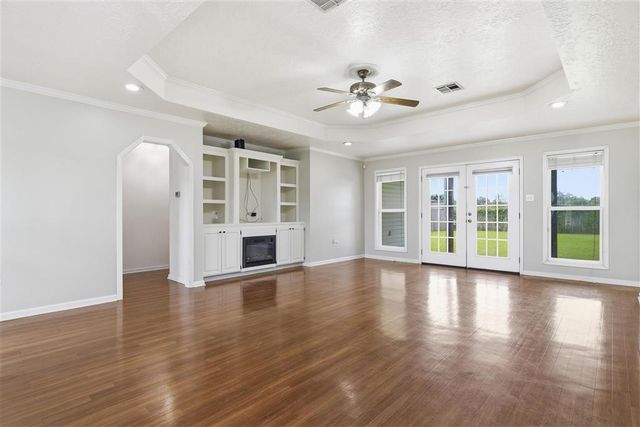 711 Royale Drive, Jennings, LA 70546