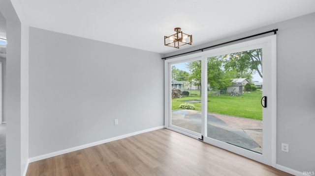 6211 Glenview Drive, Fort Wayne, IN 46815