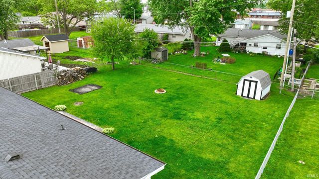 6211 Glenview Drive, Fort Wayne, IN 46815