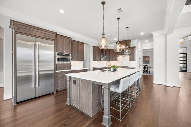10643 Crystal Spring Drive, Missouri City, TX 77459