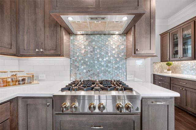 10643 Crystal Spring Drive, Missouri City, TX 77459