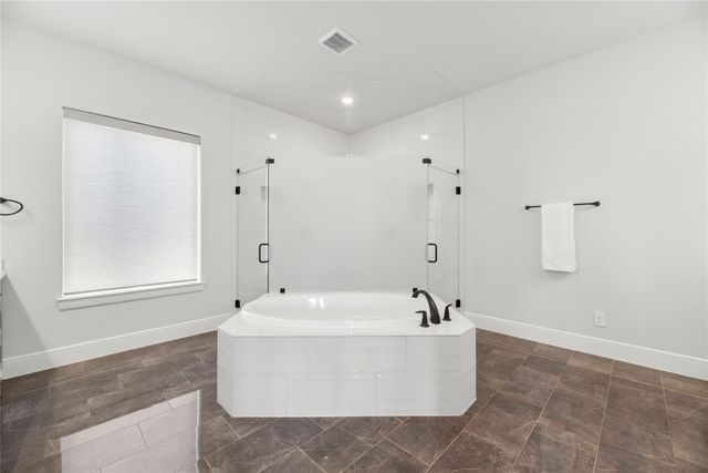10643 Crystal Spring Drive, Missouri City, TX 77459